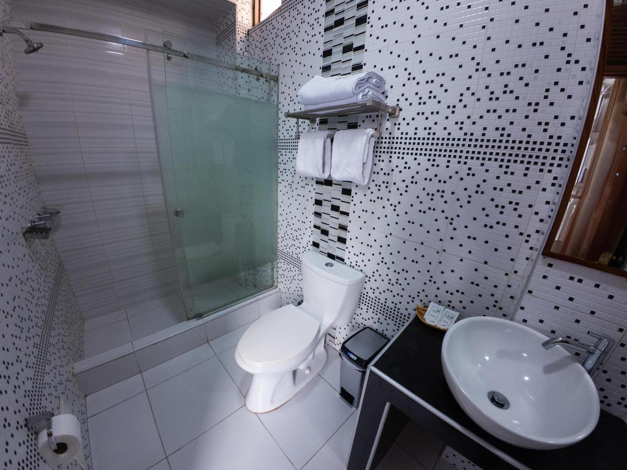 Nativo Hotel Икитос Экстерьер фото